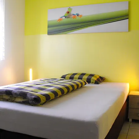 Konukevi Froschprinz 3*