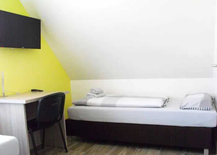 Froschprinz Πανσιόν Seligenstadt